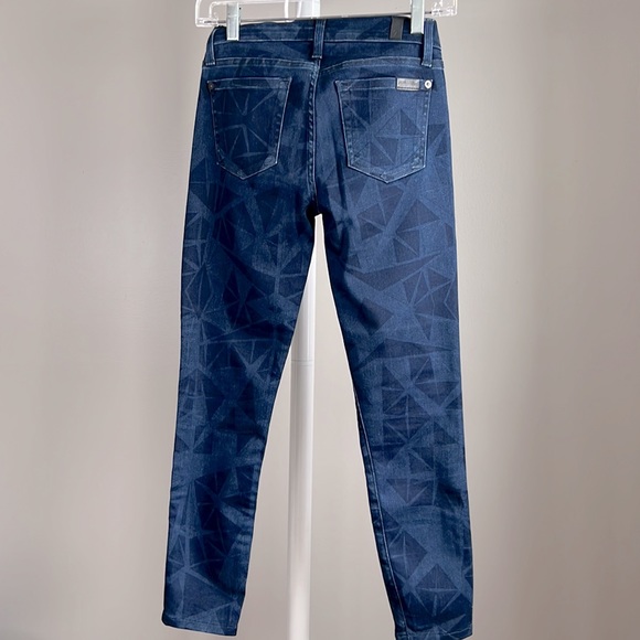 7 For All Mankind skinny lady blue jean. Size W24 - Picture 3 of 10